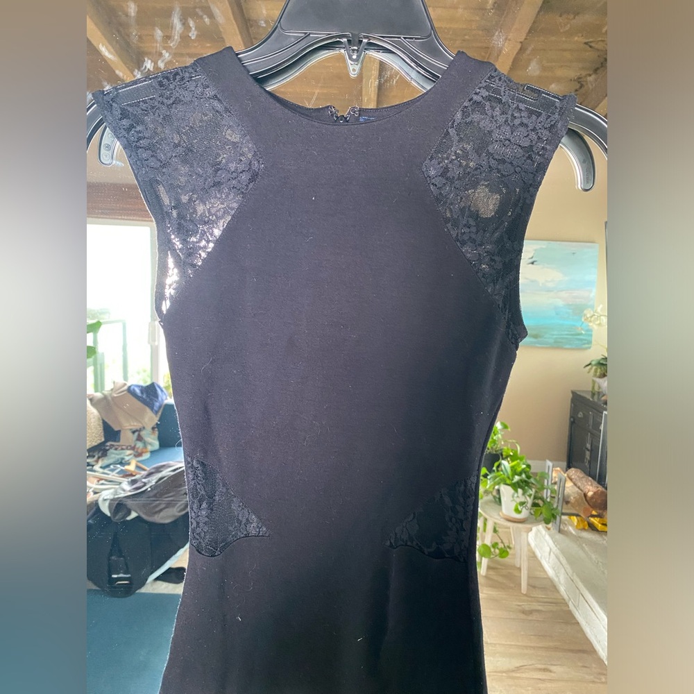Size 0.  French Connection body con dress with lace. - Picture 2 of 6